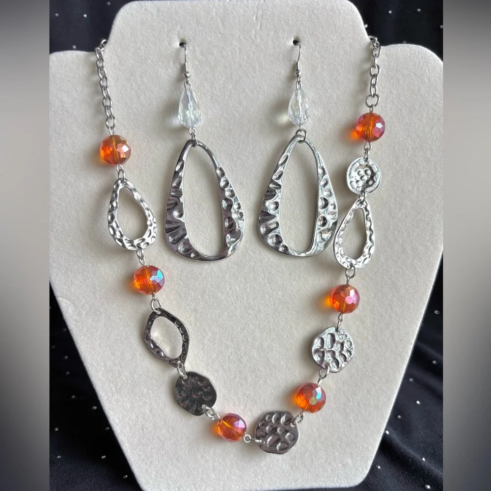 Silver-Tone Hammered Drop Necklace & Earrings Set with Orange Beads